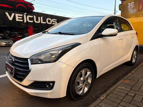 HYUNDAI HB20 1.0 COMFORT 12V FLEX 4P MANUAL HYUNDAI HB20 1.0 COMFORT 12V FLEX 4P MANUAL